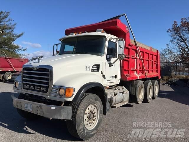 Mack CV713 شاحنات قلابة