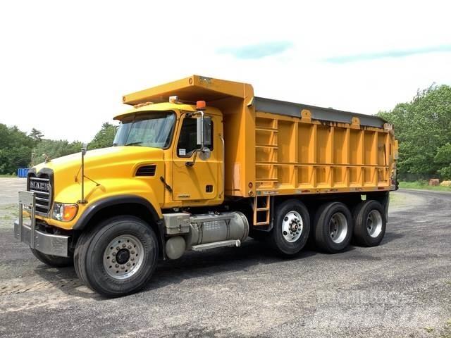 Mack CV713 شاحنات قلابة