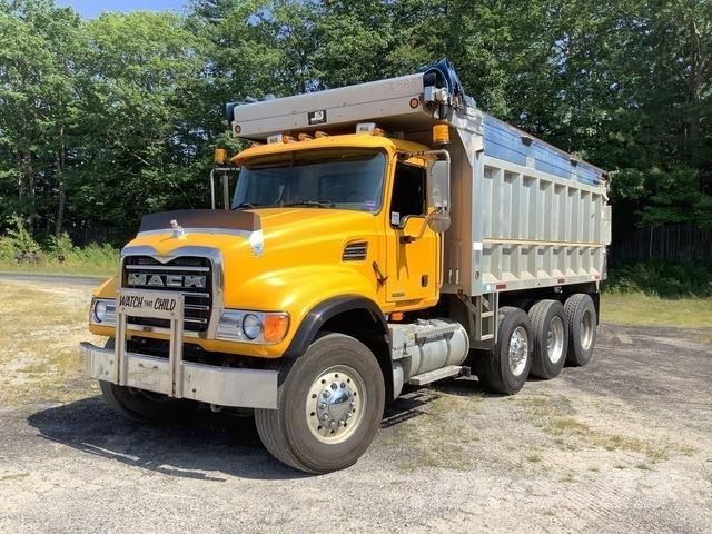 Mack CV713 شاحنات قلابة