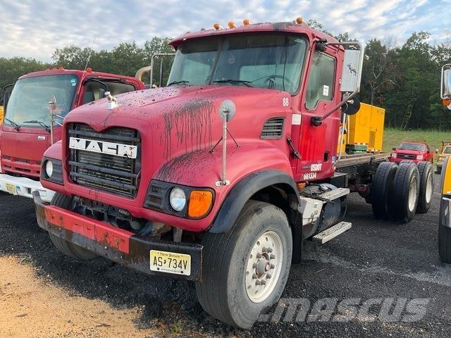 Mack CV713 كابينة والداخلية