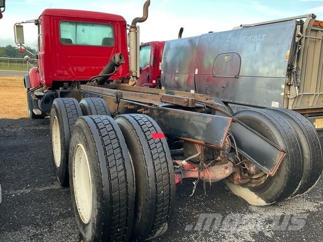 Mack CV713 كابينة والداخلية