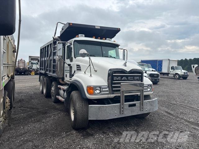 Mack CV713 شاحنات قلابة