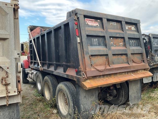 Mack CV713 شاحنات قلابة