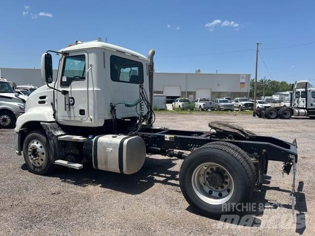 Mack CXU612 وحدات الجر