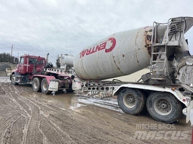 Mack CXU613 وحدات الجر