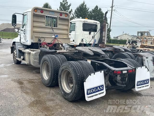 Mack CXU613 وحدات الجر