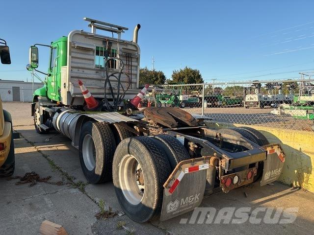 Mack CXU613 وحدات الجر