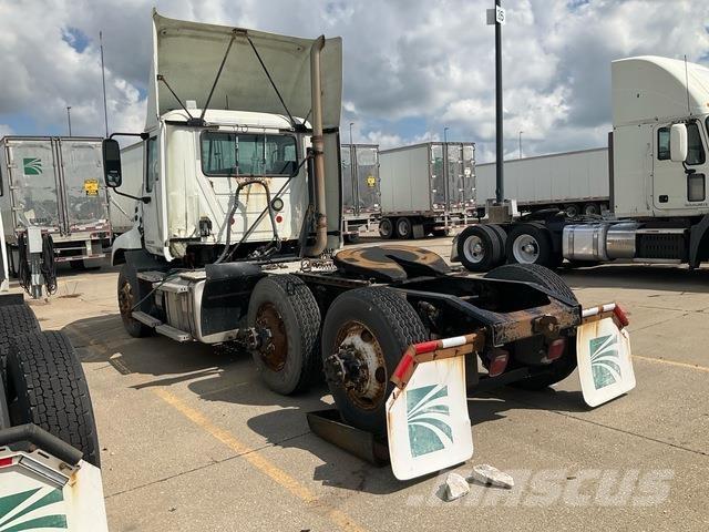 Mack CXU613 وحدات الجر