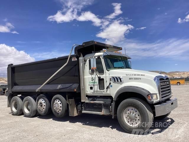 Mack GR104F شاحنات قلابة