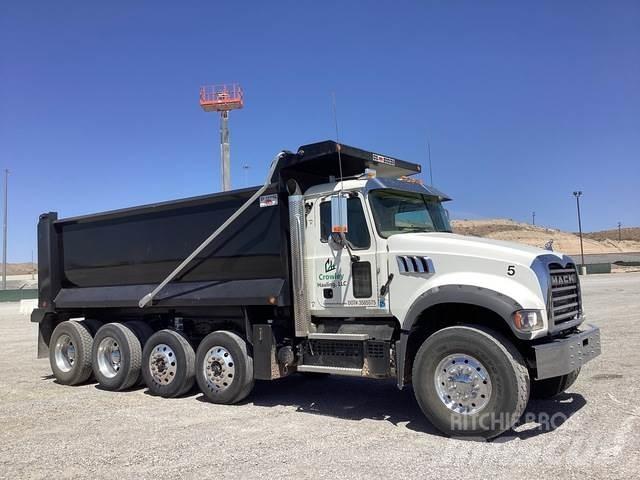 Mack GR104F شاحنات قلابة