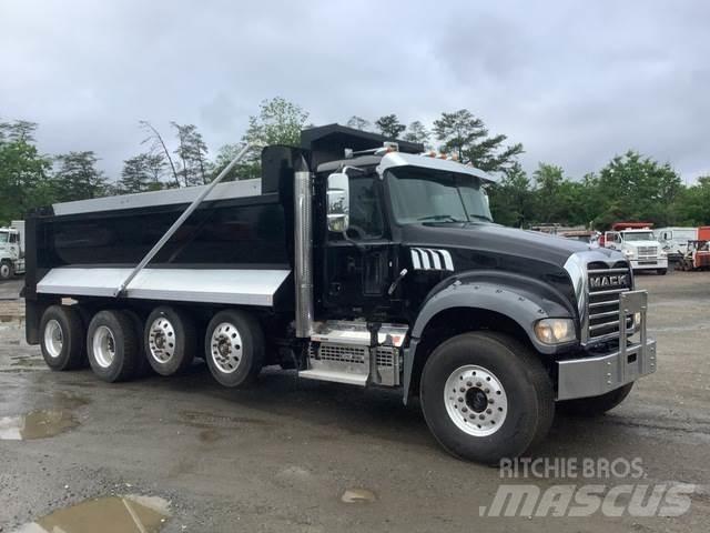 Mack GR64F شاحنات قلابة