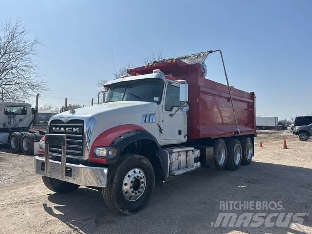 Mack GR65F شاحنات قلابة