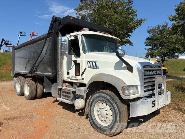 Mack GU713 شاحنات قلابة