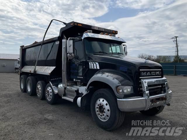 Mack GU713 شاحنات قلابة