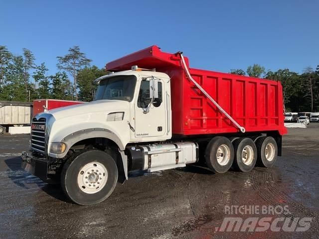 Mack GU713 شاحنات قلابة