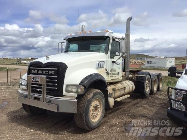 Mack GU713 وحدات الجر