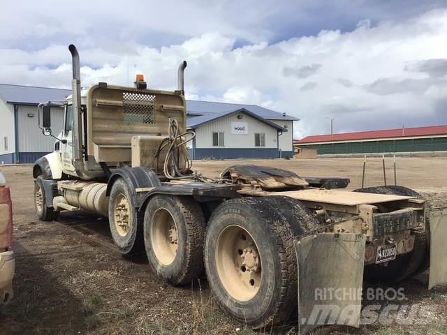 Mack GU713 وحدات الجر