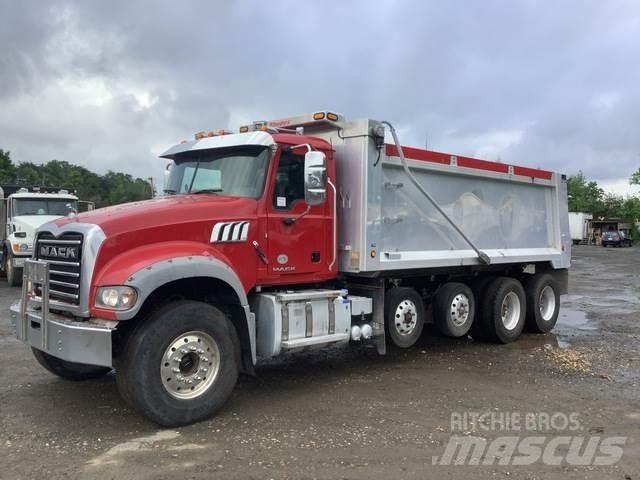 Mack GU713 شاحنات قلابة