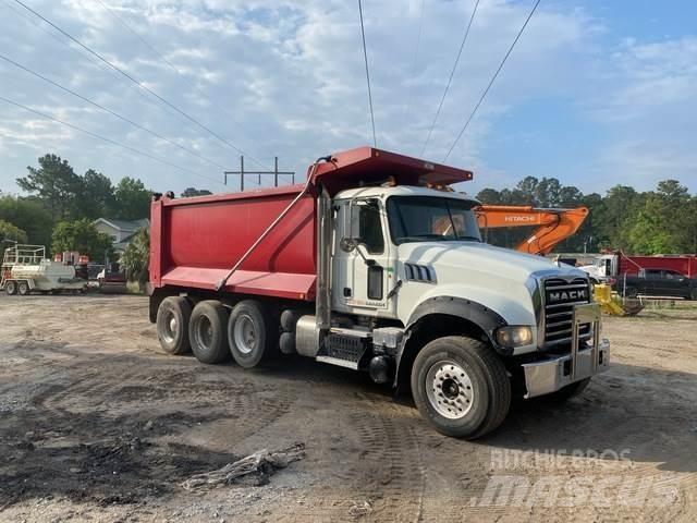 Mack GU713 شاحنات قلابة