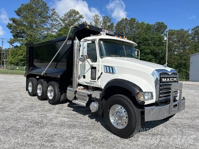 Mack GU713 شاحنات قلابة