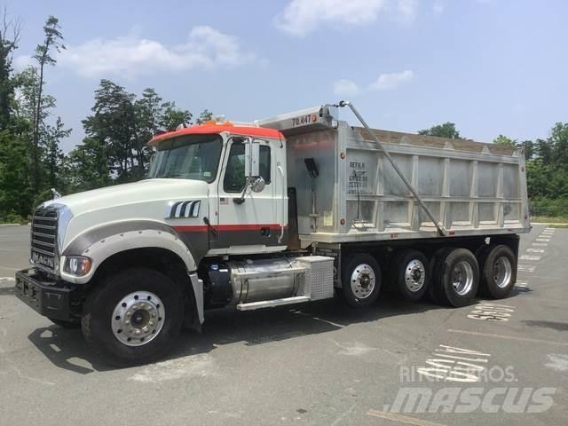 Mack GU713 شاحنات قلابة