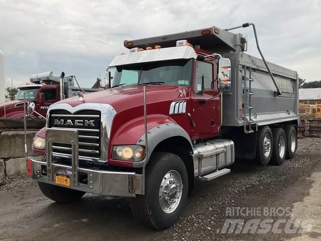 Mack GU713 شاحنات قلابة