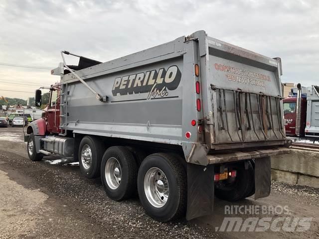 Mack GU713 شاحنات قلابة