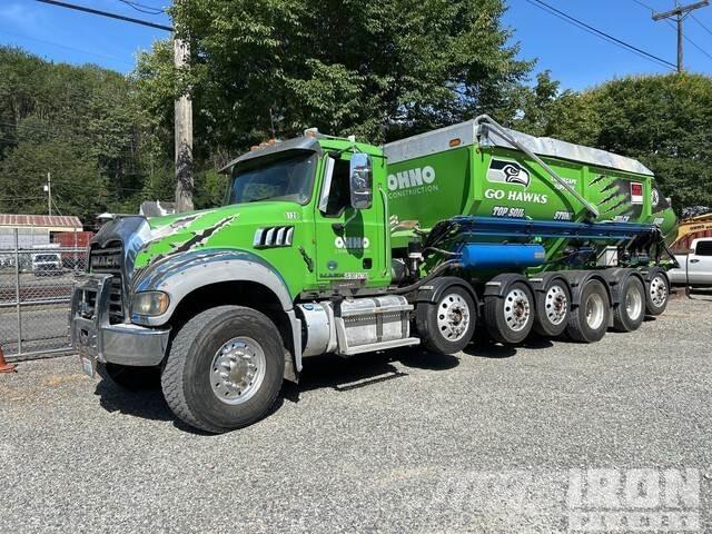 Mack GU713 ماكينات الحصاة والخرسانة