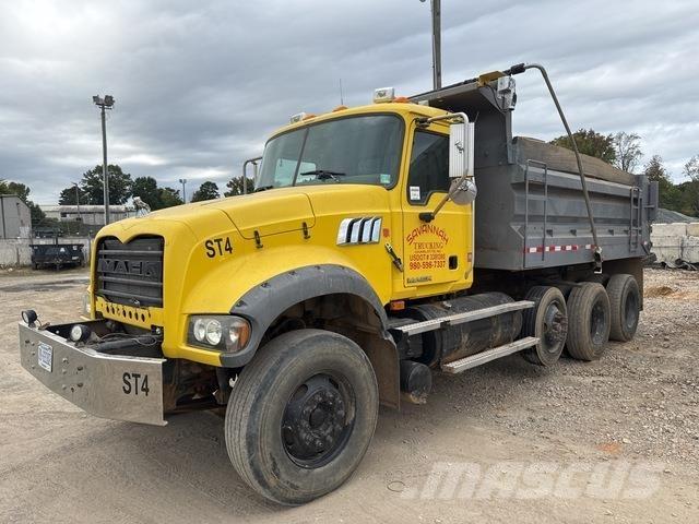 Mack GU713 شاحنات قلابة