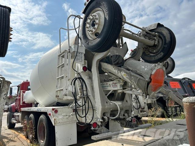 Mack GU713 شاحنات أخرى