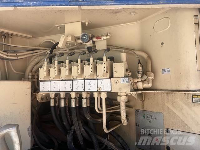 Mack GU813 مضخات خرسانة