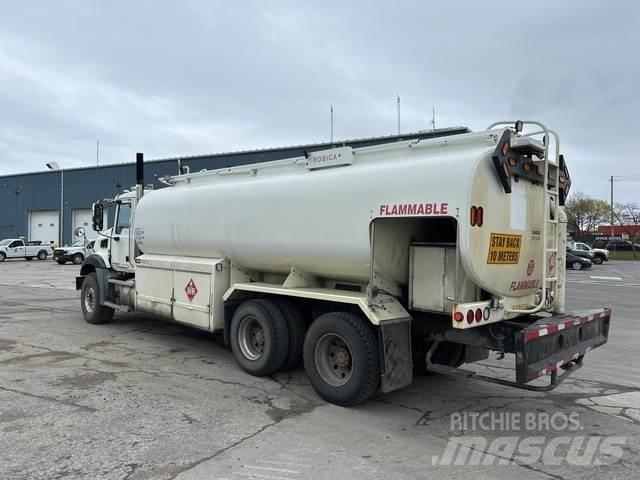 Mack GU813 شاحنات ذات صهاريج