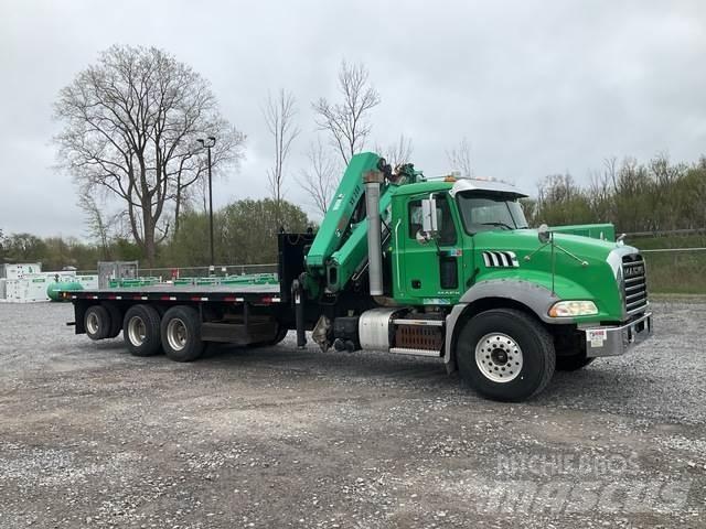 Mack GU813 شاحنات أخرى