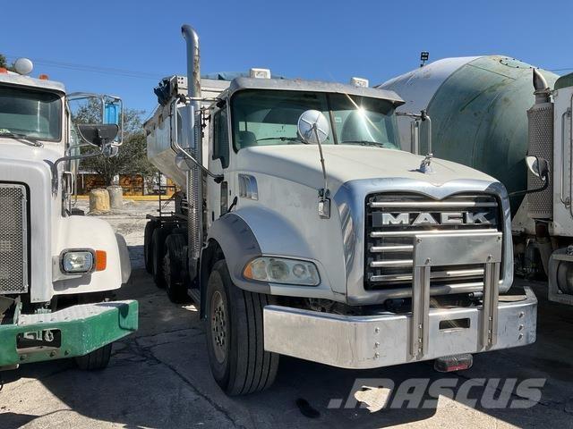 Mack GU813 شاحنات خرسانة