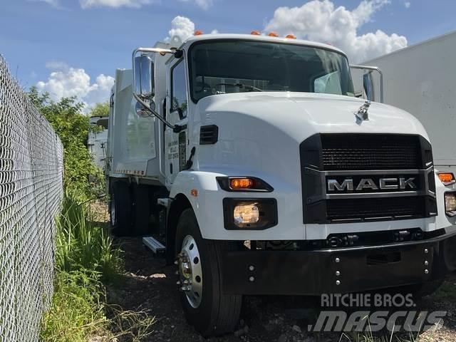 Mack MD شاحنات المخلفات