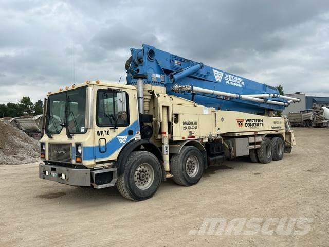 Mack MR مضخات خرسانة