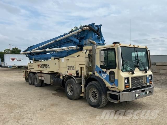 Mack MR مضخات خرسانة