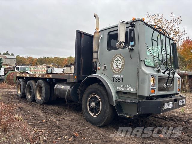 Mack MR611S شاحنات مسطحة/مفصلية الجوانب