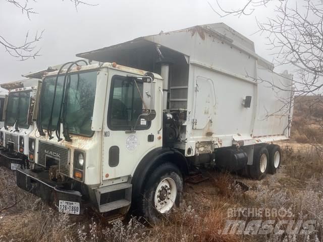 Mack MR688S شاحنات المخلفات