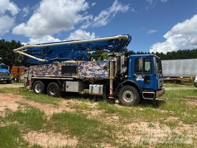 Mack MRU613 مضخات خرسانة