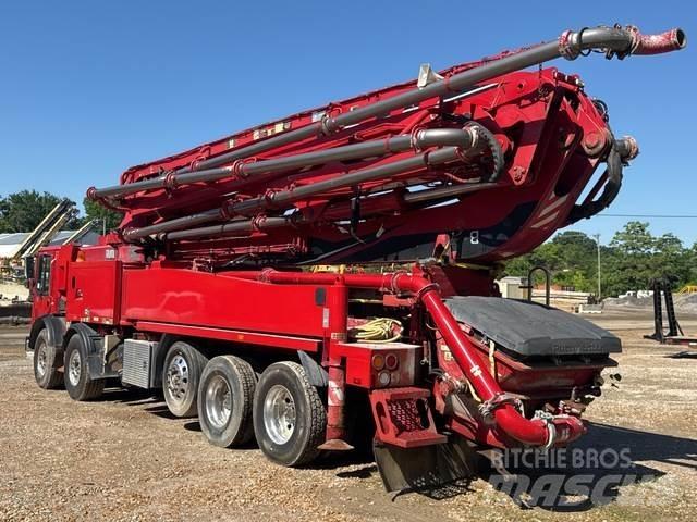 Mack MRU613 مضخات خرسانة