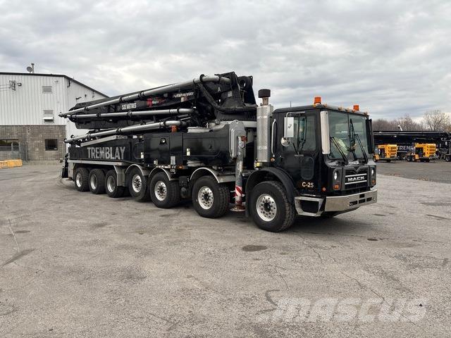 Mack MRU613 مضخات خرسانة