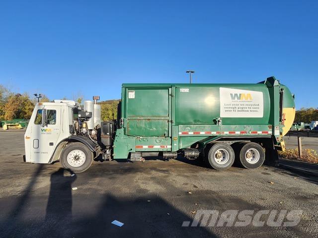 Mack MRU613 شاحنات المخلفات