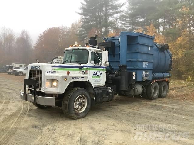 Mack RB690S شاحنات مزدوجة / خلخلة