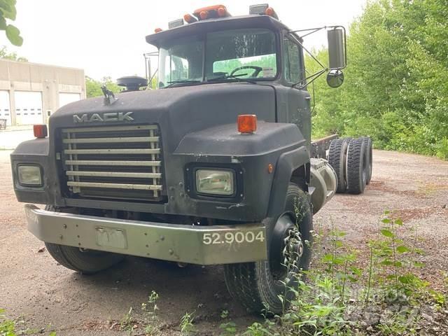 Mack RD688S كابينة والداخلية