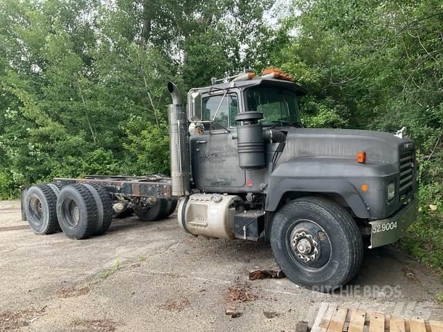 Mack RD688S كابينة والداخلية
