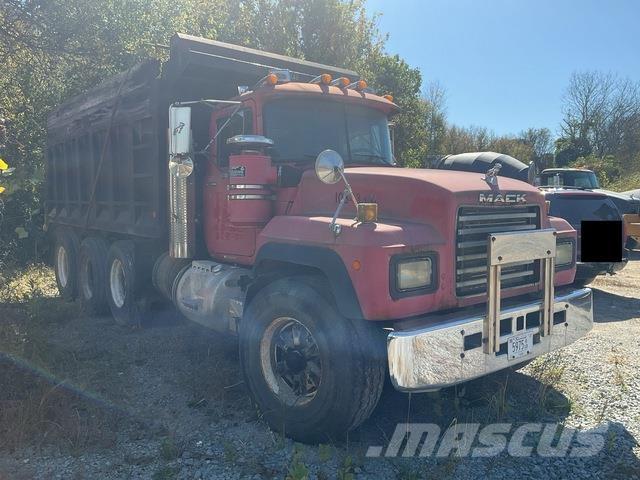 Mack RD688S شاحنات قلابة