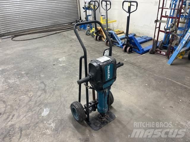 Makita HM1812 أخرى