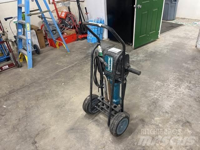 Makita HM1812 أخرى