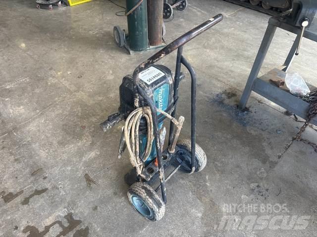 Makita HM1812 أخرى
